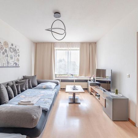 דיסלדורף Schoene, Moeblierte Wohnung Mit Balkon Und Tiefgarage מראה חיצוני תמונה